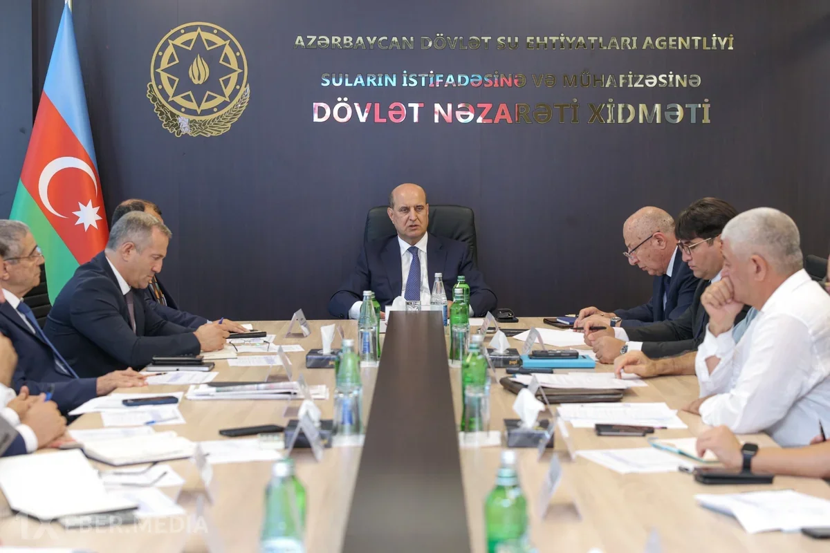 Şirvan suvarma kanalının yenidən qurulması üzrə işçi qrupunun növbəti iclası keçirilib