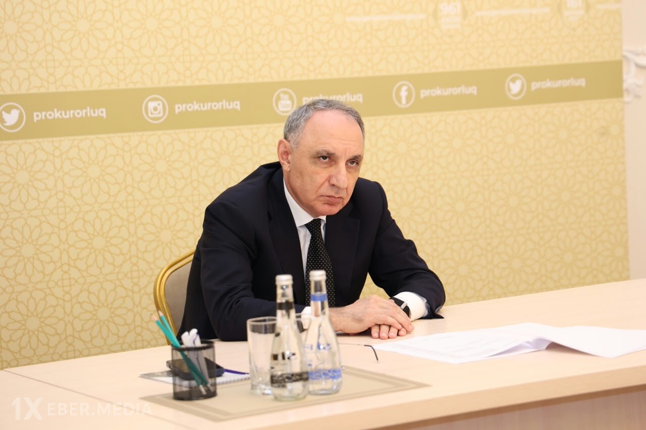 Kamran Əliyev şəhid olmuş prokurorluq əməkdaşlarının yaxınları ilə görüşdü