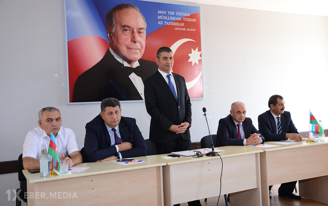 İcra başçısı Şilyan sakinləri ilə görüşdü - Fotolar