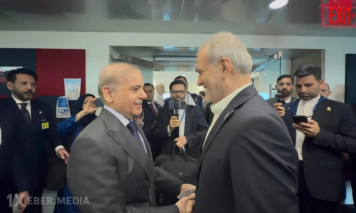 Şahbaz Şərif və Məsud Pezeşkian regiondakı vəziyyəti müzakirə ediblər