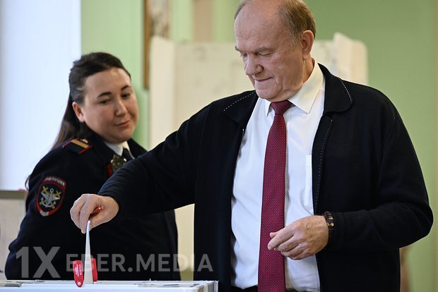 Züqanov Dövlət Dumasına seçkilərdə səs verdi