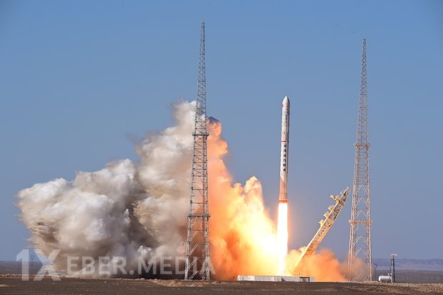 Çin Pallas-1 raketini ilk dəfə uğurla kosmosa buraxdı