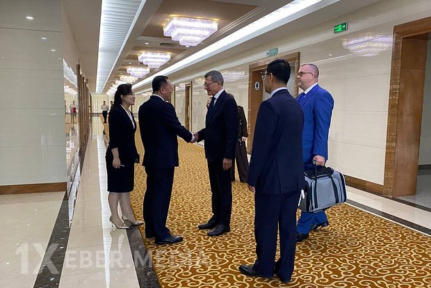 Rusiyanın yeni səfiri Pxenyana çatdı