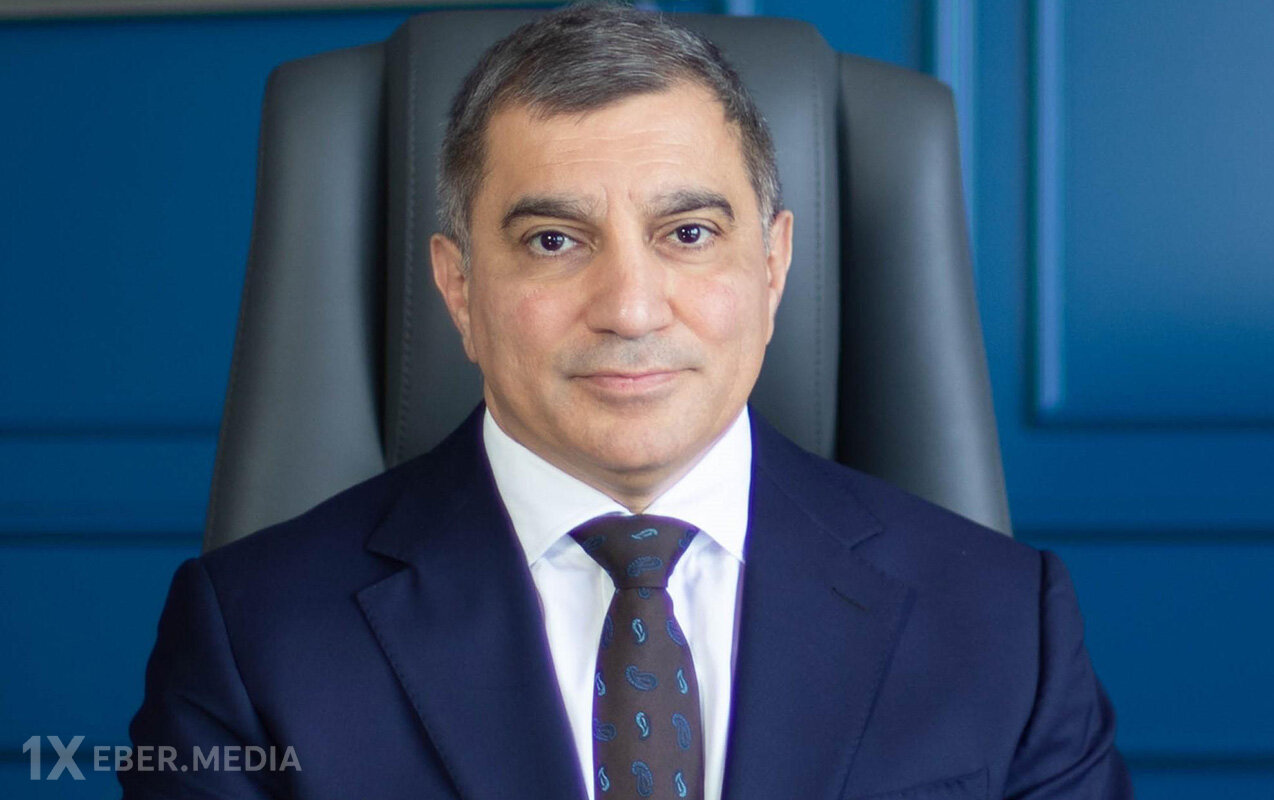 Ruslan Əlixanov vəzifəsindən azad edildi