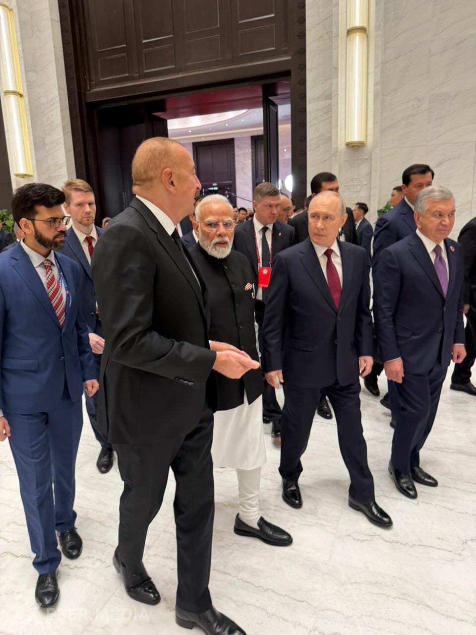 Əliyev Putin və Modi ilə bir arada