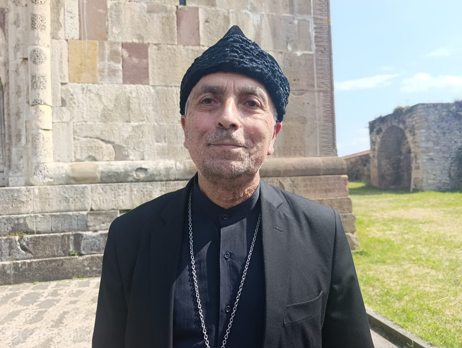 Robert Mobili Ağdərədə Gəncəsər monastırı haqqında nələr danışdı?