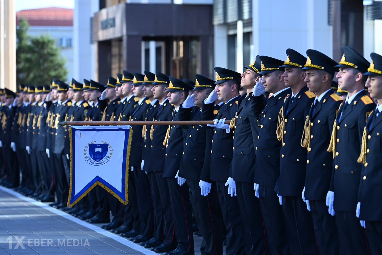 Polis Akademiyasında andiçmə mərasimi keçirildi