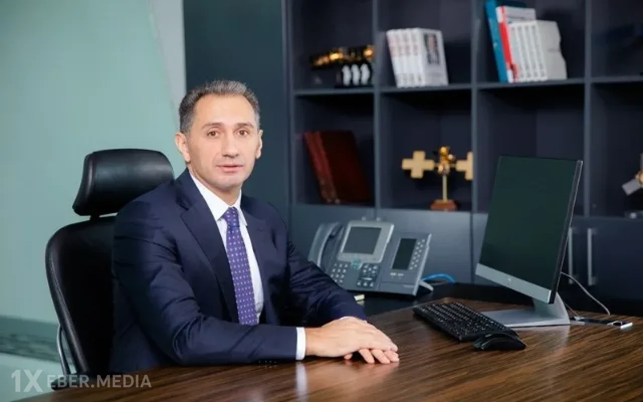 "Azərbaycan dünya yarışlarına ev sahibliyi edən möhtəşəm idman mərkəzinə çevrilib" - Rəşad Nəbiyev