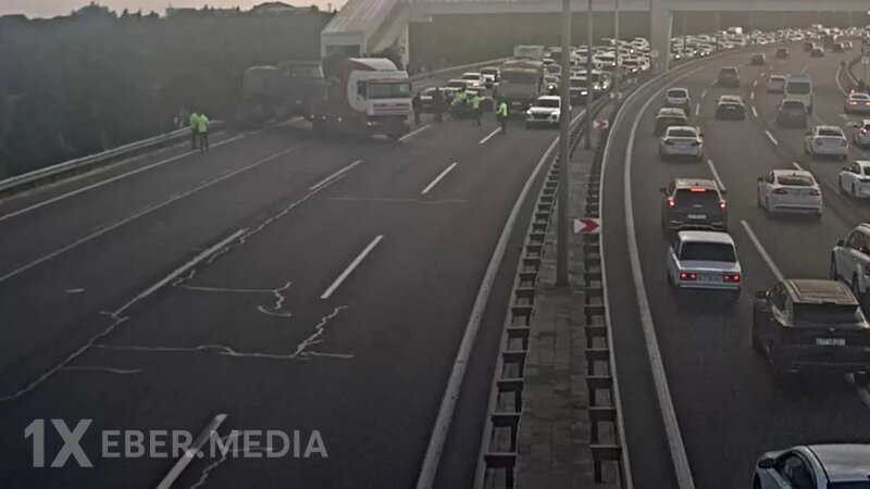 Aeroport yolunda qəza: “Koroğlu” istiqamətində sıxlıq yaranıb