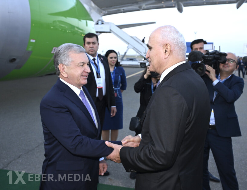 Mirziyoyev də Bakıdadır