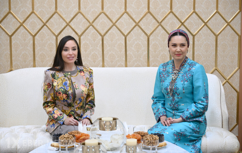 Leyla Əliyeva Türkmənistandadır