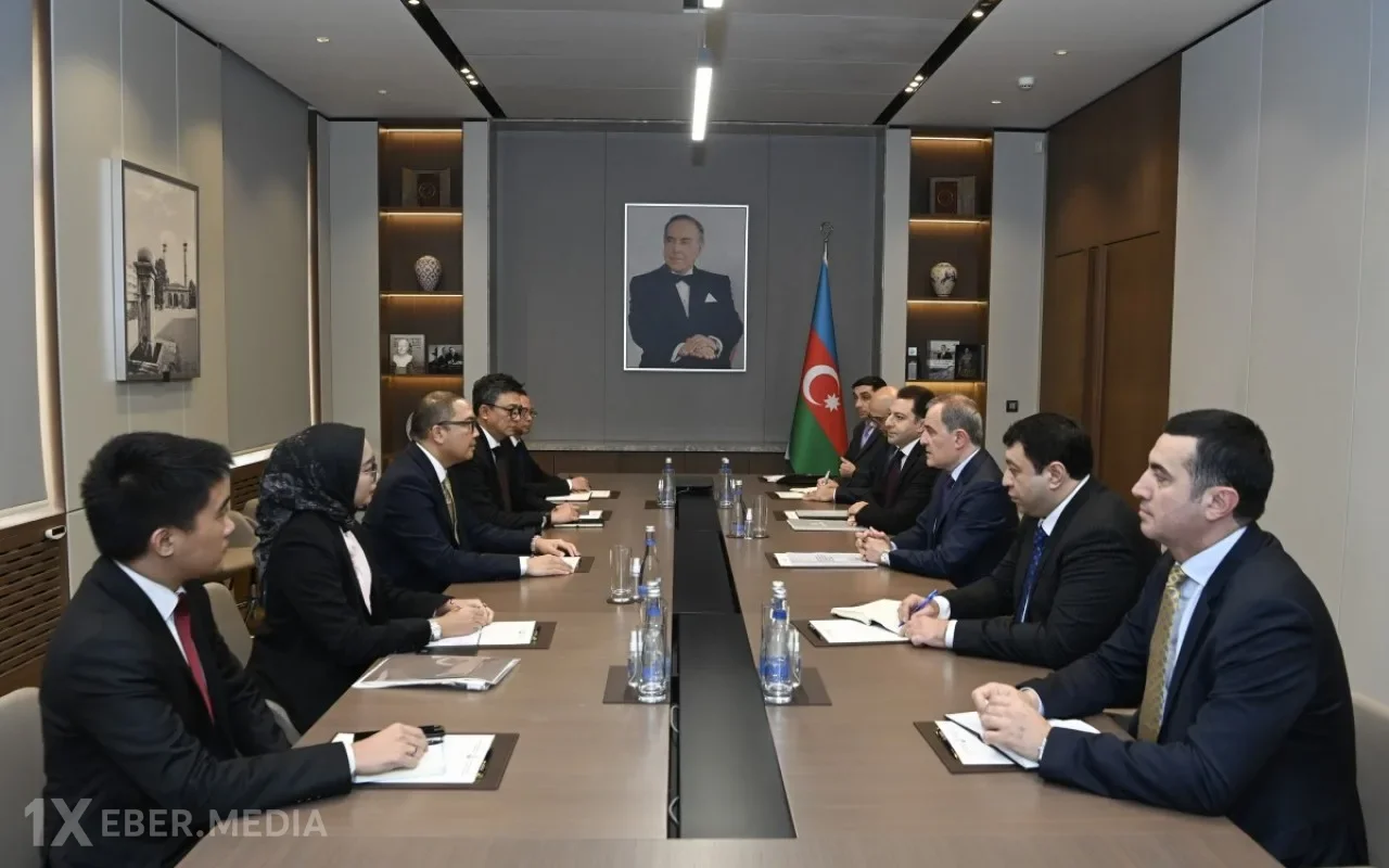 Azərbaycan və İndoneziya arasında siyasi məsləhətləşmələr keçirilib