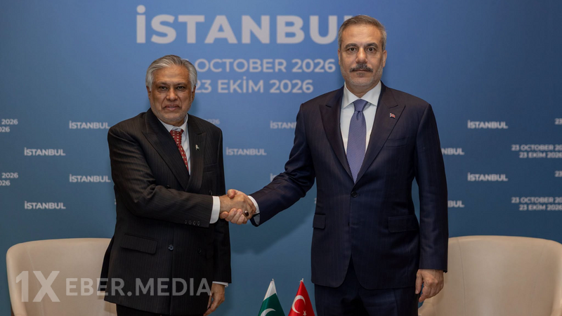 Türkiyə və Pakistan xarici işlər nazirləri İstanbulda görüşdülər