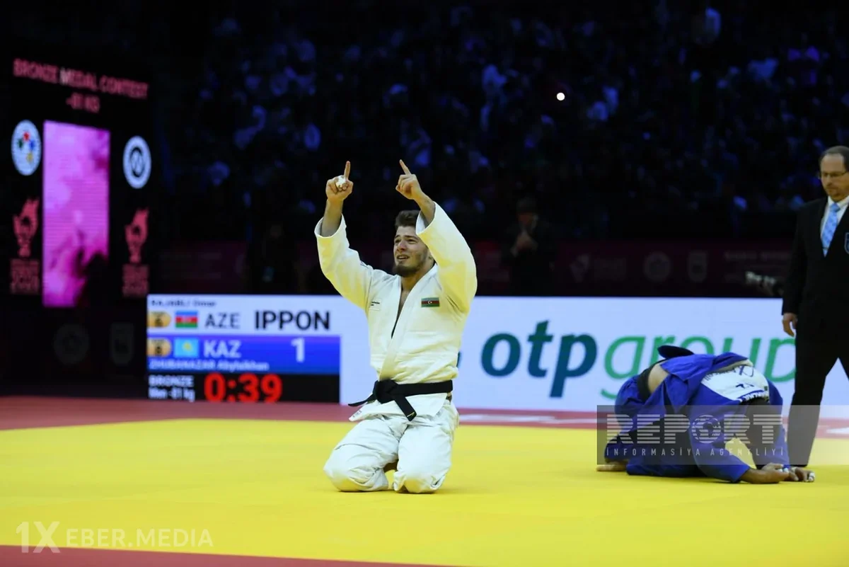 Ömər Rəcəbli dünya çempionatında qazandığı medalı atasına həsr edib