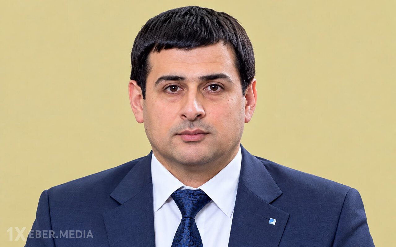 “Emin Axundov iş adamıdır, gəlməyə bilər” dedi - Hakim etiraz etdi