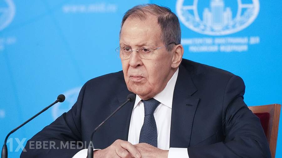 Lavrov: Zelenskiyə döyüş meydanında fasilə verilməməlidir