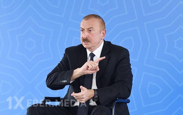 “Gördülər ki, büdrəmişik, arxadan bıçaq vurdular”