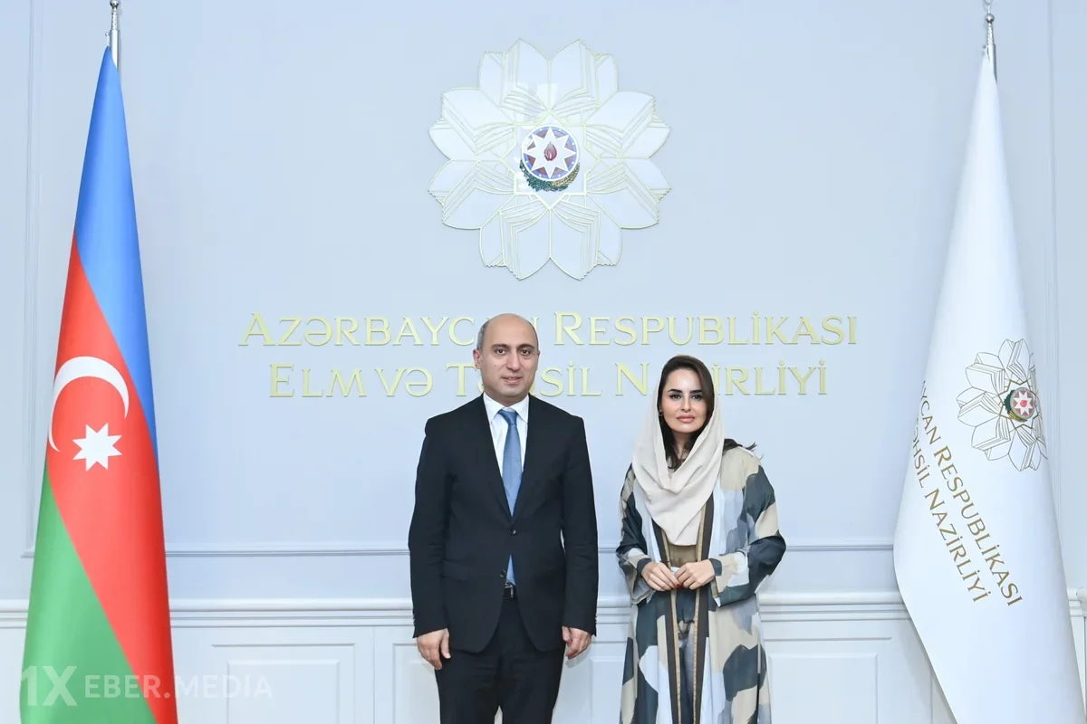 Təhsildə rəqəmsal transformasiya ətrafında fikir mübadiləsi aparılıb
