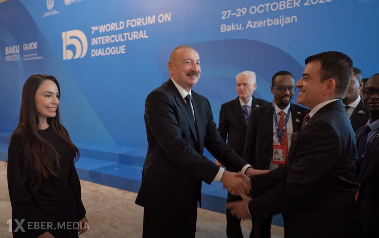 Prezident qonaqlarla görüşdü - Video