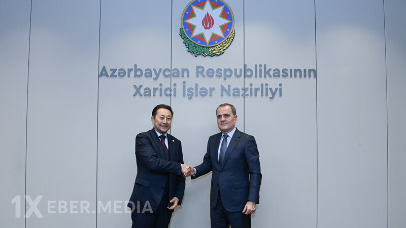 Ceyhun Bayramov AQEM-in Baş katibi ilə görüşdü