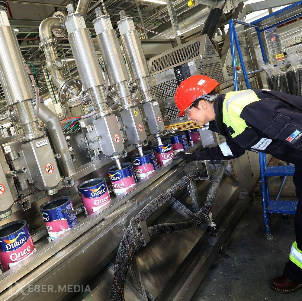 AkzoNobel Asiyadakı biznesini 1,35 milyard dollara satır