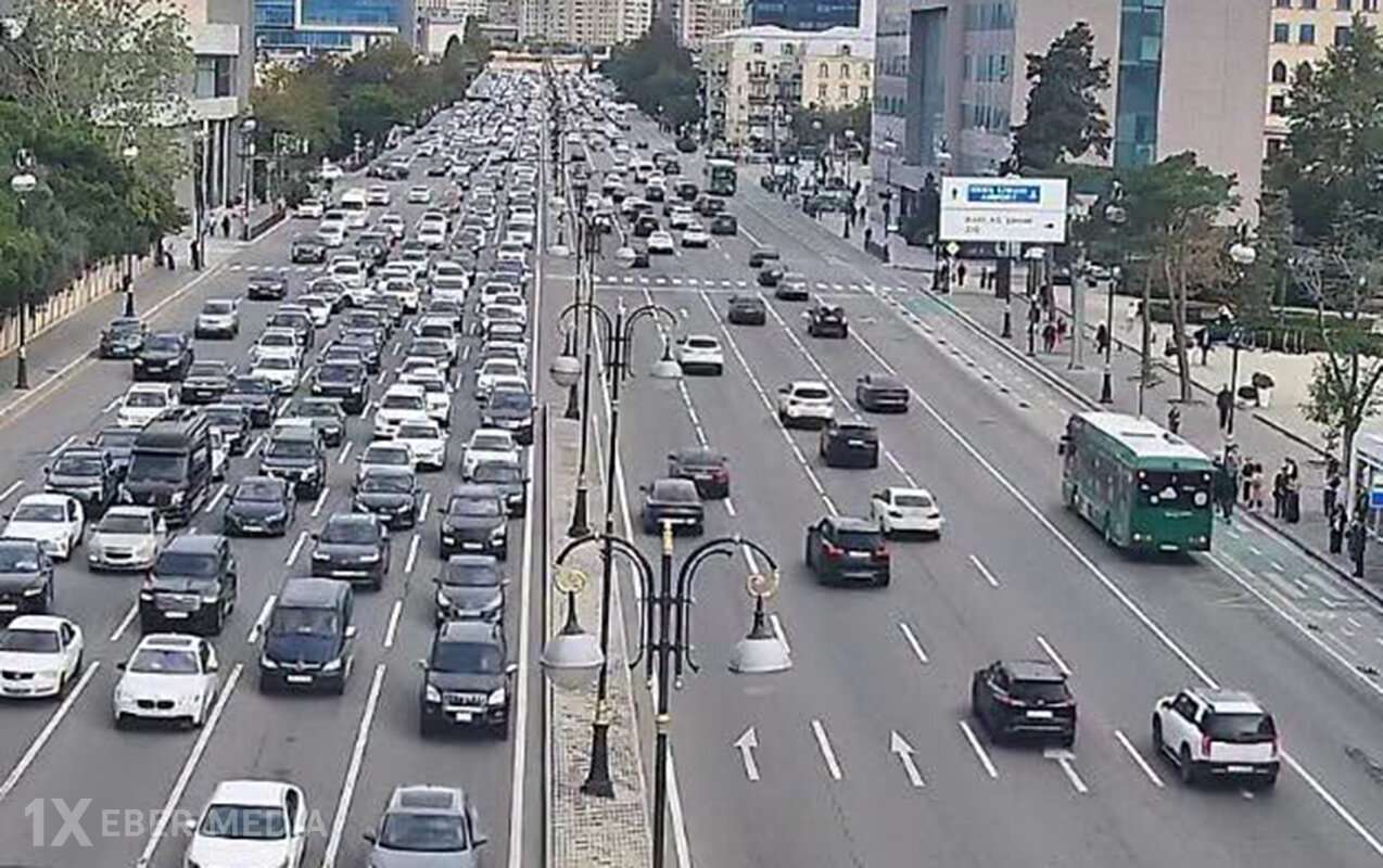 Bu 11 yolda tıxac var - Siyahı